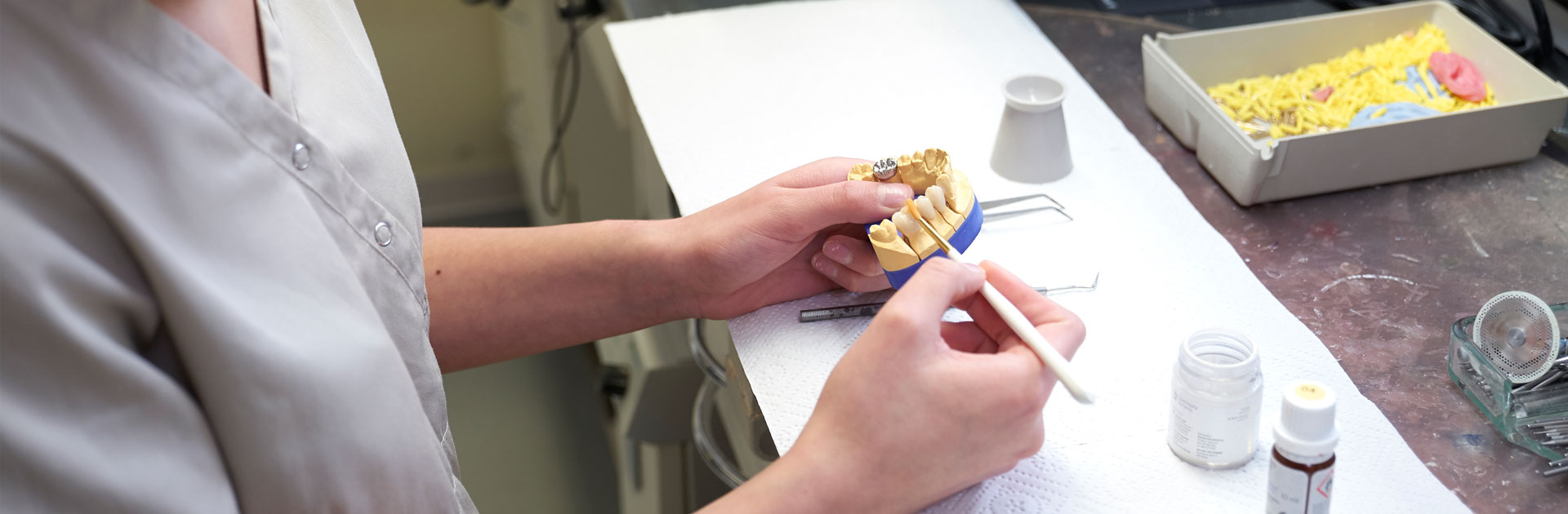 Dental-Labor - Zahnarzt in Norderstedt - Zahnarztpraxis Bergmann